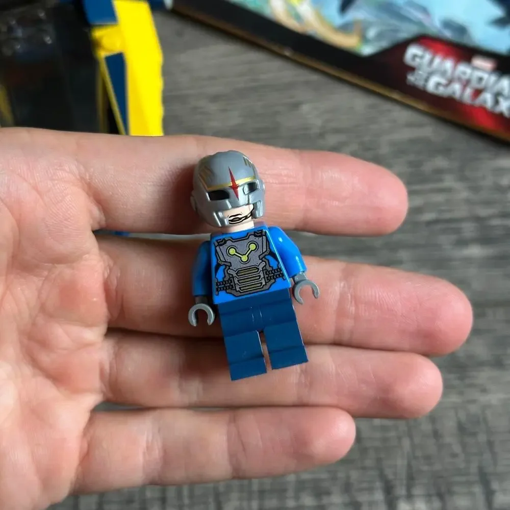 2014 Retired LEGO Marvel 76019 Guardians of the Galaxy Starblaster Showdown